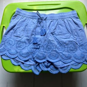 Vineyard vines pull on shorts large